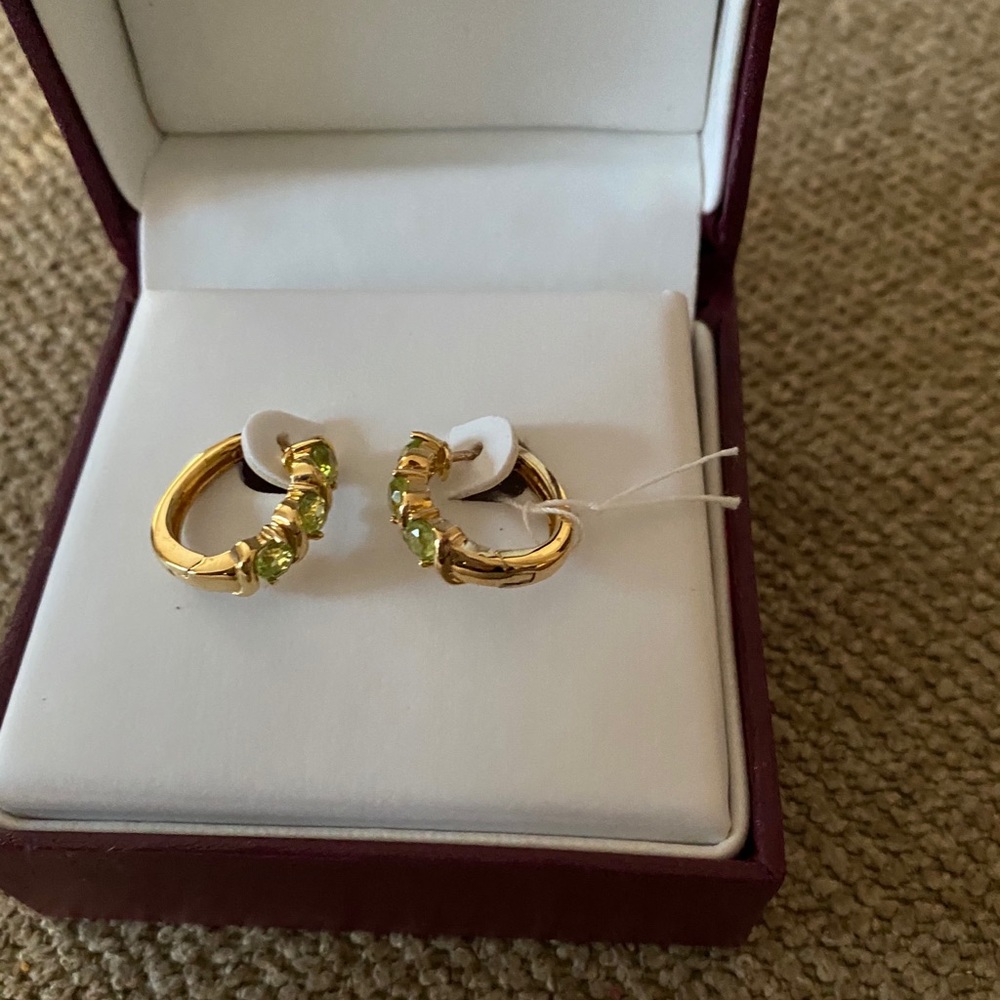 Earrings - Picture 2 of 2